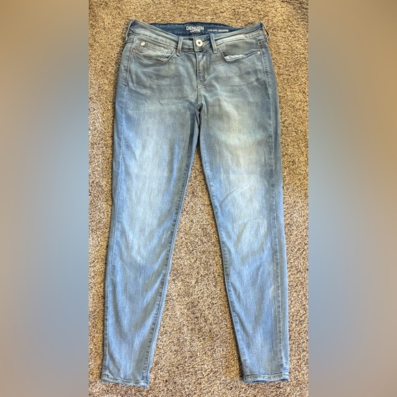 Levi's Light Blue Skinny Jeans - Picture 1 of 4